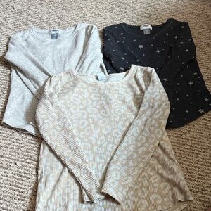 Old Navy Kids Long Sleeve Tees - Light Gray, Dark Gray, Beige Patterned